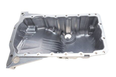 Поддон, масляный картера двигателя VAG A4, A6, Passat Alu (Wan Wezel) van Wezel 0324070 на Ауди А4 б5