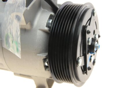 Компресор кондиціонера van Wezel 4300K630