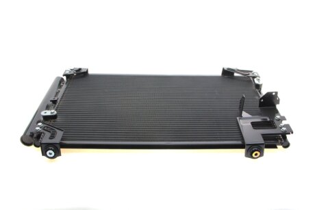 Радіатор кондиціонера TOYOTA AVENSIS/ COROLLA 20D4d/22D4d 05- van Wezel 53005394