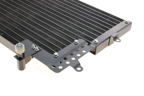 Конденсор кондиционера PASSAT4 ALL MT/AT 93-96 van Wezel 58005161