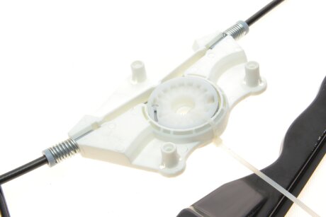 Механизм стеклоподъемника двери передней правой VW GOLF 4 van Wezel 5888264