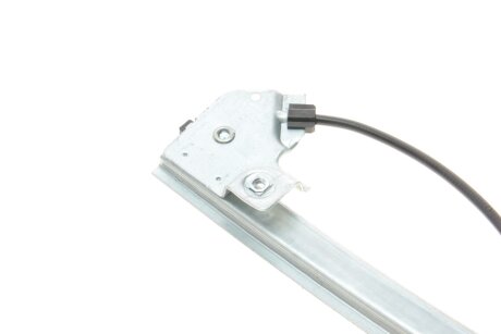 Механизм стеклоподъемника двери передней правой SKODA OCTAVIA van Wezel 7620262