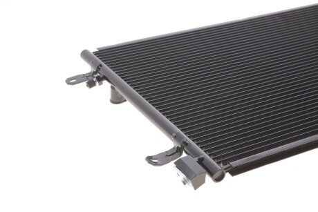 Конденсор кондиционера A6 ALL 04-11 van Wezel 03005237