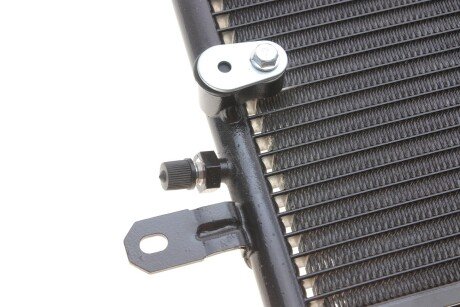 Конденсор кондиционера A6 ALL 04-11 van Wezel 03005237