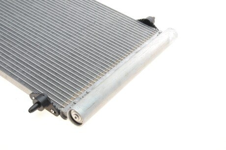 Конденсор кондиционера C4/C4 PICASSO/P307 04- van Wezel 09005231