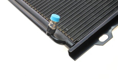 Конденсор кондиционера MB W210 E-CLASS MT/AT 95- van Wezel 30005232