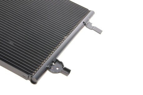 Конденсор кондиционера VW PASSAT VI / SUPERB 00- van Wezel 58005189