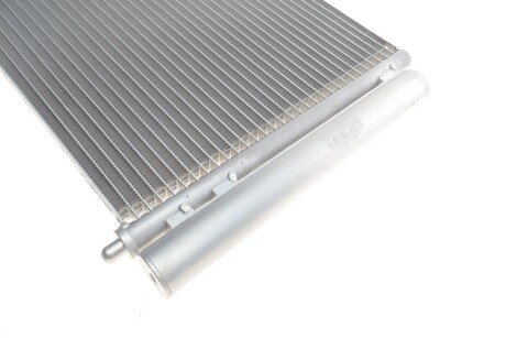 Радиатор кондиционера FIAT DOBLO (119, 223) (01-) 1.9 JTD van Wezel 17005289