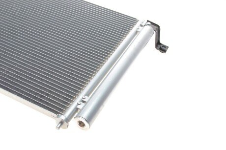 Радиатор кондиционера HYUNDAI Santa Fe [MK II] (2006->) (пр-воVan Wezel) van Wezel 82005175