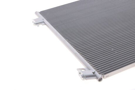 Радиатор кондиционера NISSAN X-TRAIL/ QASHQAI van Wezel 33005422