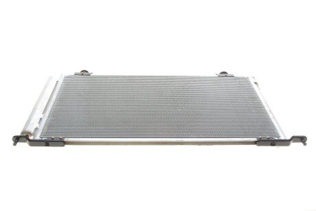 Радіатор кондиціонера TOYOTA AVENSIS 20/24 16V M/A 03- van Wezel 53005393