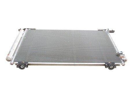 Радіатор кондиціонера TOYOTA AVENSIS 20/24 16V M/A 03- van Wezel 53005393 на Тойота Авенсис т25