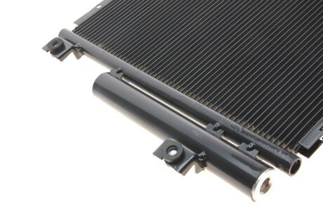 Радіатор кондиціонера TOYOTA AVENSIS/ COROLLA 20D4d/22D4d 05- van Wezel 53005409