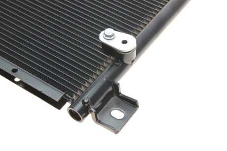 Радіатор кондиціонера TOYOTA AVENSIS/ COROLLA 20D4d/22D4d 05- van Wezel 53005409