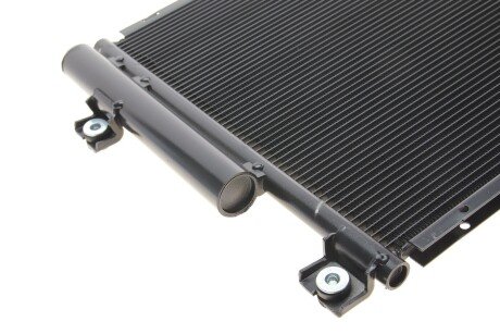 Радіатор кондиціонера TOYOTA AVENSIS/ COROLLA 20D4d/22D4d 05- van Wezel 53005409