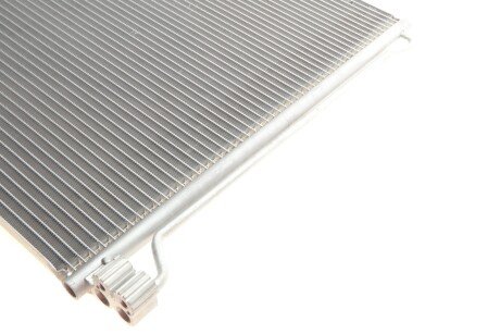 Радіатор кондиціонера van Wezel 06005474