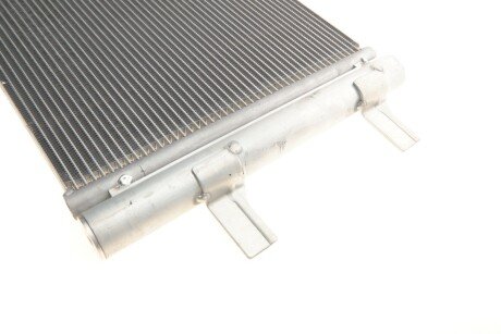 Радіатор кондиціонера van Wezel 06015702