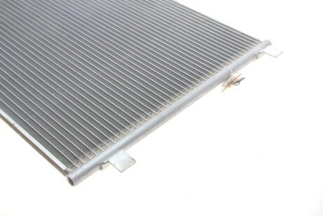 Радіатор кондиціонера van Wezel 13015281