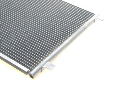 Радіатор кондиціонера van Wezel 13015290