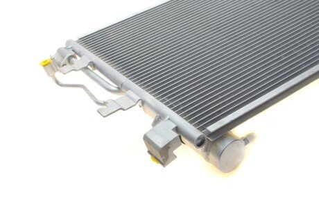 Радіатор кондиціонера van Wezel 13015290