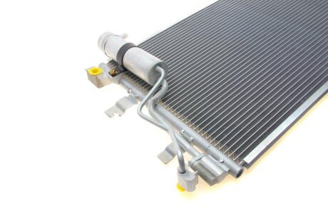 Радіатор кондиціонера van Wezel 13015290