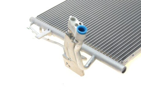 Радіатор кондиціонера van Wezel 27005281