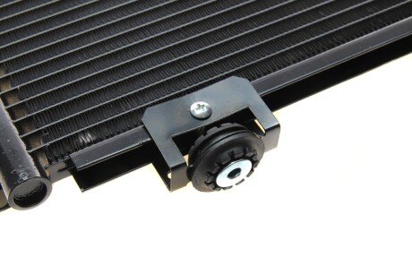 Радіатор кондиціонера van Wezel 53005286