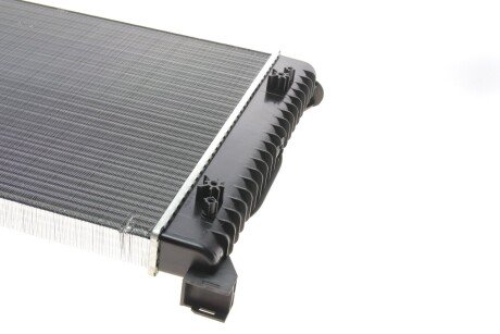 Радиатор охлаждения двигателя van Wezel 03002201