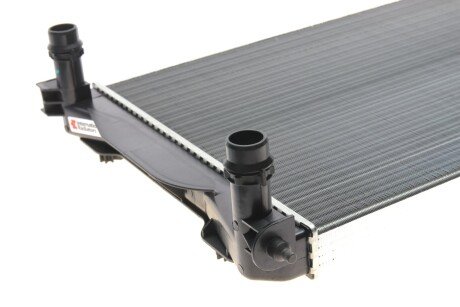 Радиатор охлаждения двигателя van Wezel 03002201