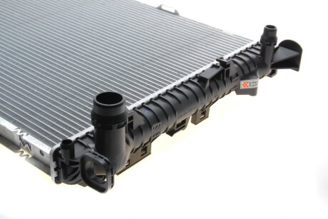 Радиатор охлаждения двигателя van Wezel 03002290