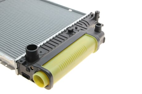 Радиатор охлаждения двигателя van Wezel 06002124