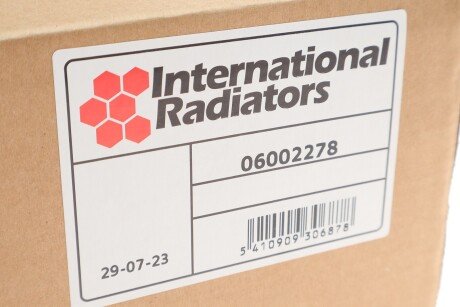 Радіатор охолодження двигуна van Wezel 06002278