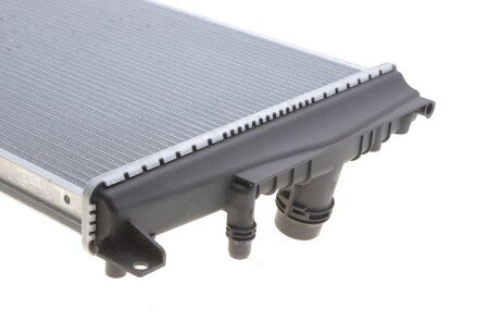 Радіатор охолодження двигуна van Wezel 06002449