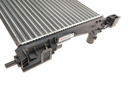 Радиатор охлаждения двигателя van Wezel 17002318