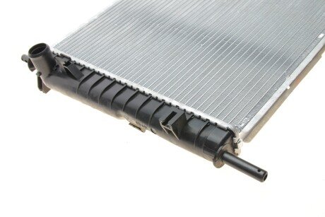 Радіатор охолодження двигуна van Wezel 18002335