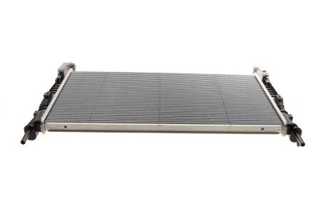 Радиатор охлаждения двигателя van Wezel 18002404