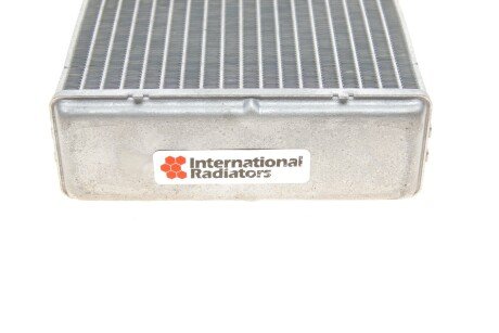 Радиатор охлаждения двигателя van Wezel 18006614