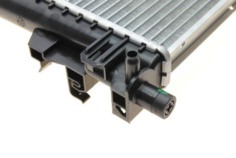 Радіатор охолодження двигуна van Wezel 30002286