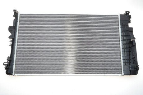 Радиатор охлаждения двигателя van Wezel 30002460