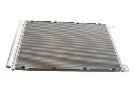 Радиатор охлаждения двигателя van wezel 30015703 Мерседес W222