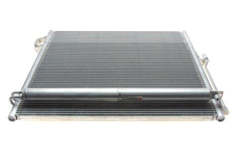 Радиатор охлаждения двигателя van Wezel 30015704