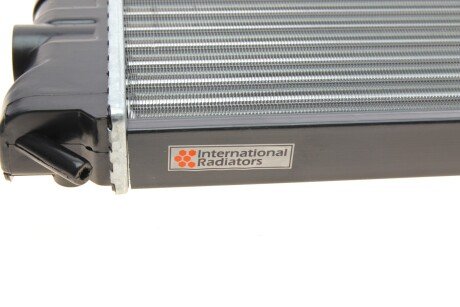 Радиатор охлаждения двигателя van Wezel 37002161