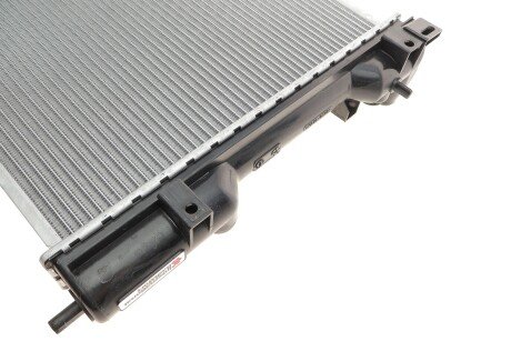 Радіатор охолодження двигуна van Wezel 37002202