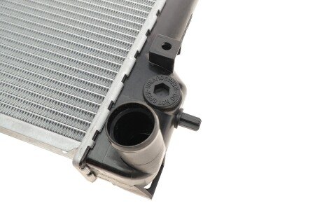 Радіатор охолодження двигуна van Wezel 37002202