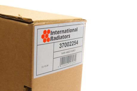 Радиатор охлаждения двигателя van Wezel 37002254