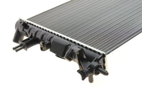 Радиатор охлаждения двигателя van Wezel 37002254