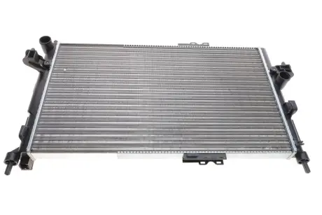 Радіатор охолодження двигуна Van Wezel 37002305