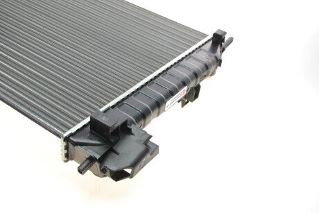 Радіатор охолодження двигуна van Wezel 37002341