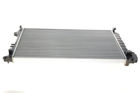 Радіатор охолодження двигуна van Wezel 37002341