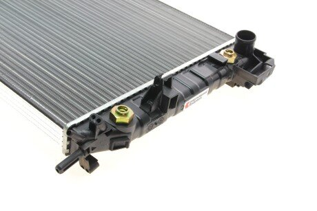 Радіатор охолодження двигуна van Wezel 37002341